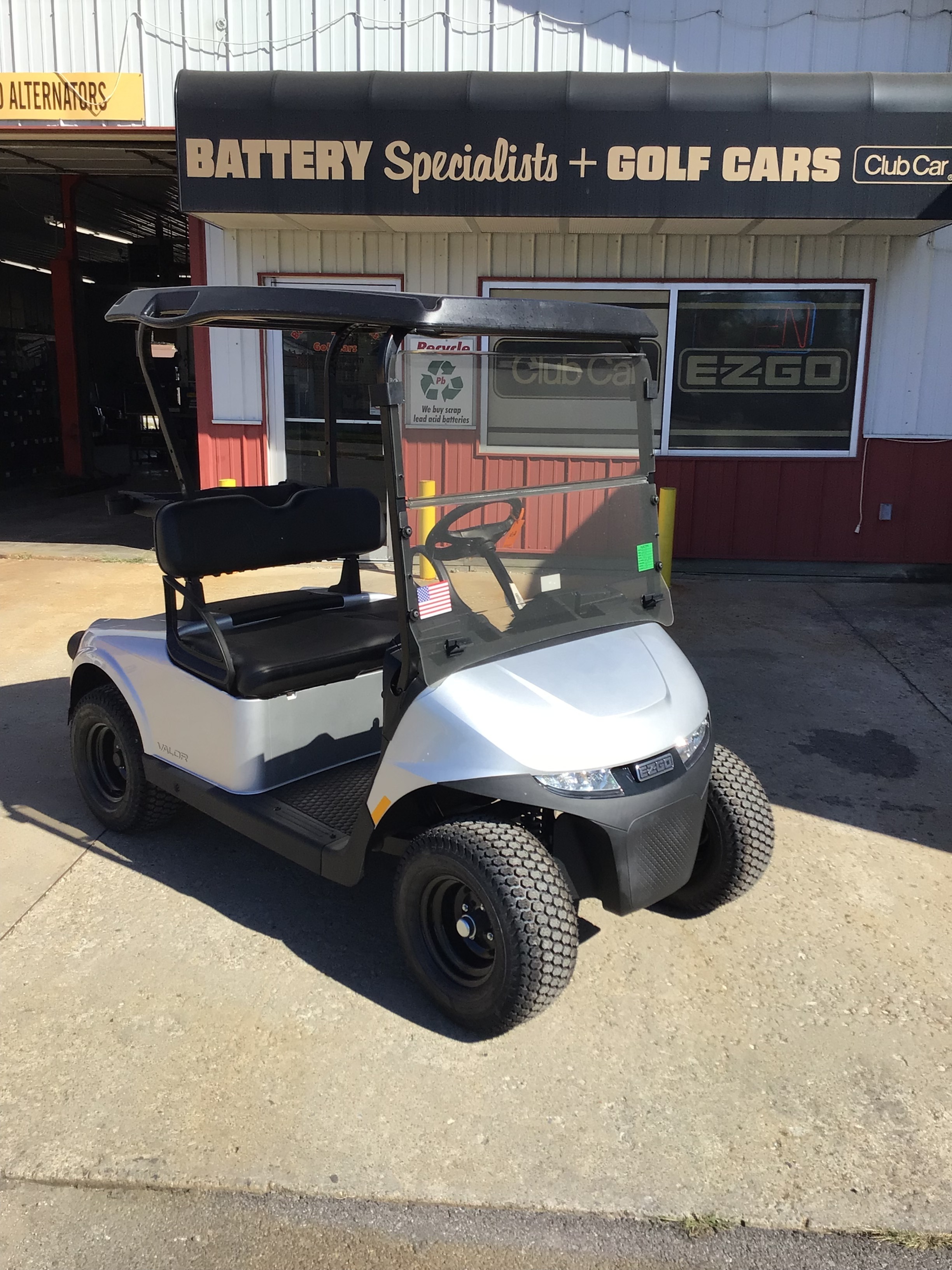 2025 EZGO Valor